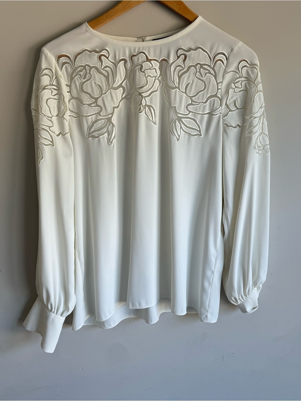 White House Black Market White Floral Cutout Long-Sleeve Blouse